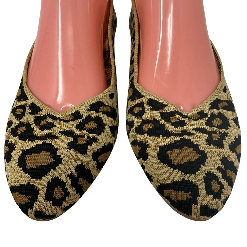 Skechers Cleo Women’s Size 9 Natural Animal Print Flats leopard print shoes